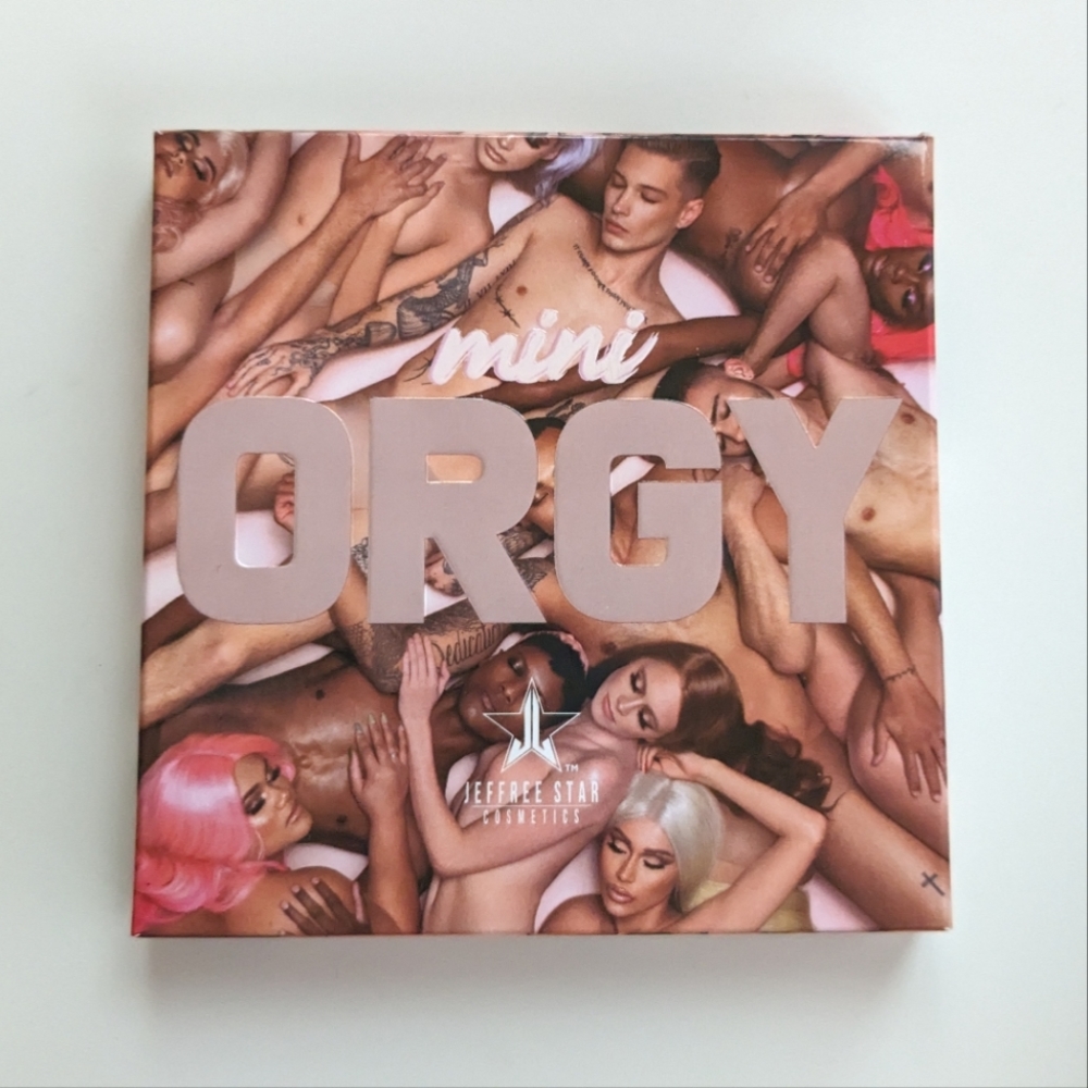 Jeffree Star Orgy Mini Palette***NEW IN BOX
